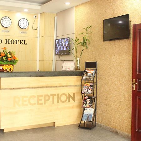 Toto Hotel Ulan Bator Exteriör bild