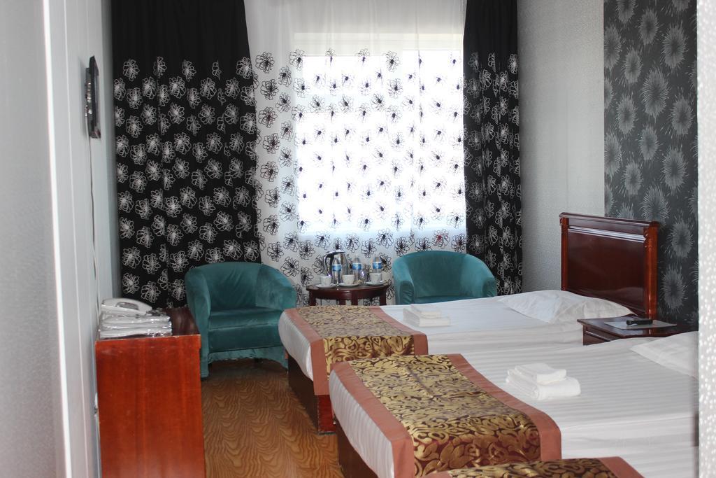 Toto Hotel Ulan Bator Exteriör bild
