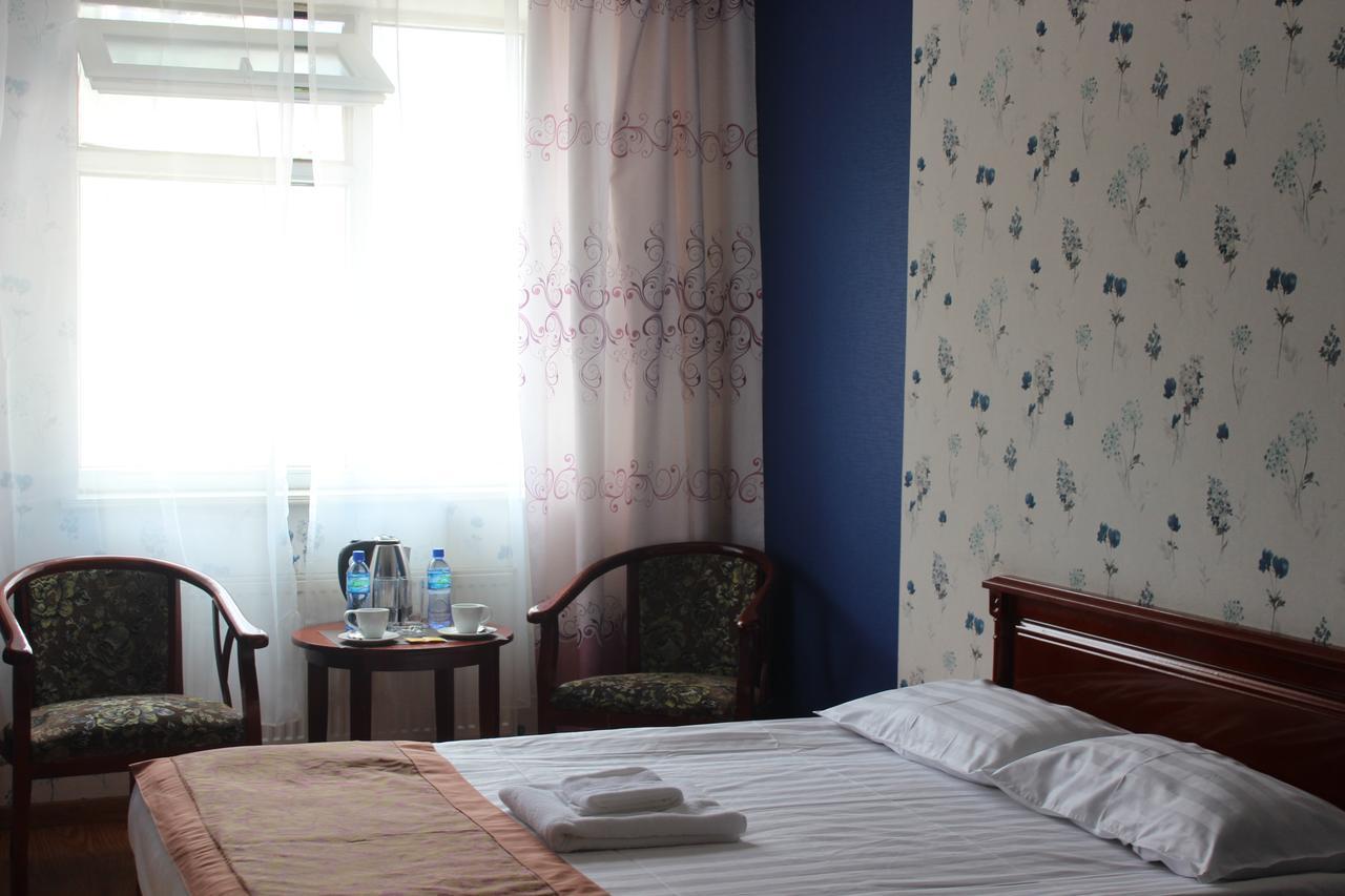 Toto Hotel Ulan Bator Exteriör bild